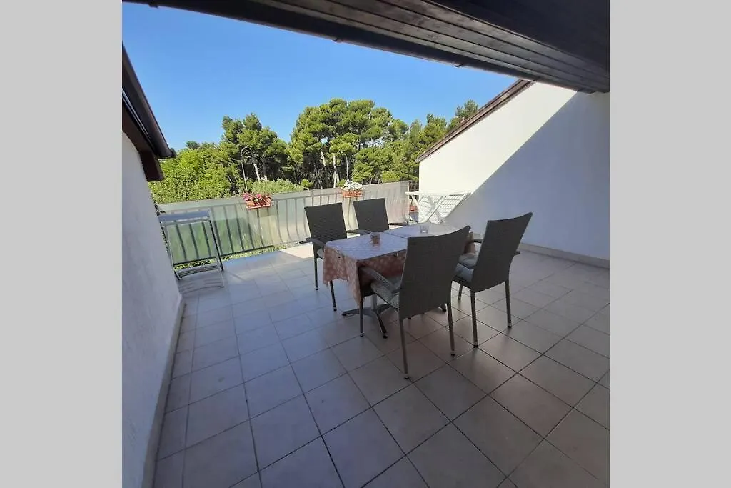 Apartment Mladen For 4 Rovinj