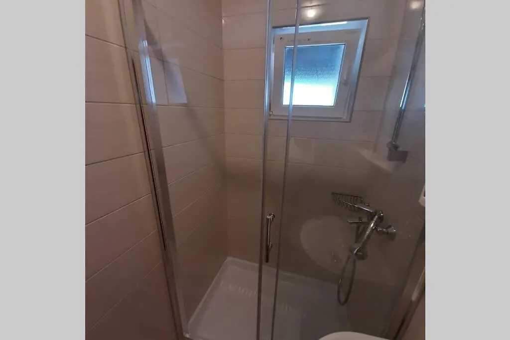 Apartment Mladen For 4  Rovinj