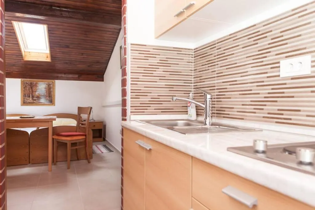 Get Away For 4 - Apartment