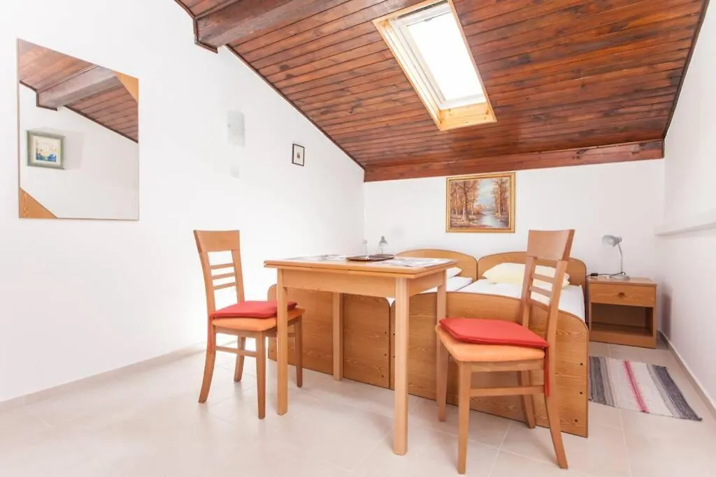 Get Away For 4 - Apartment